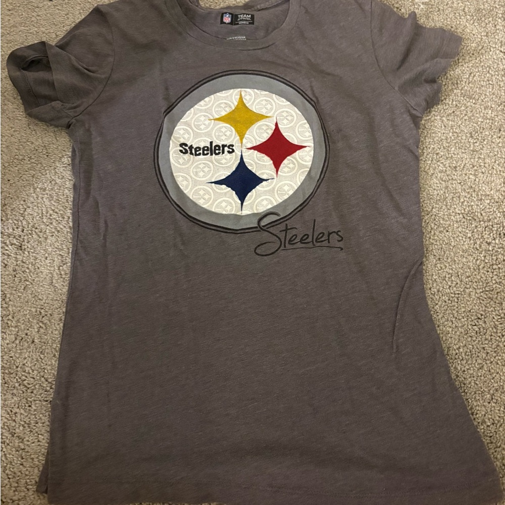 NFL Steelers Gray Tee with Gold Logo